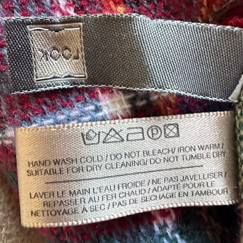 EUC Look Women’s Scarf